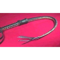  Чёрно-красная кожаная плетка с рукояткой 90 см 