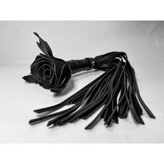  Черная кожаная плеть с розой в рукояти 40 см 