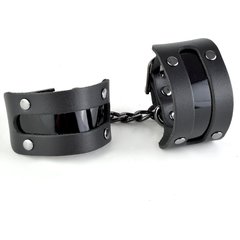  Чёрные наручники с вставкой «Пятница» 