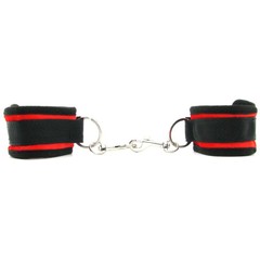  Мягкие наручники с красными вставками Beginners Handcuffs Red 