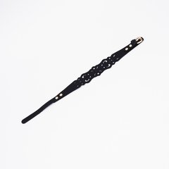  Черный ажурный чокер с золотистой фурнитурой 