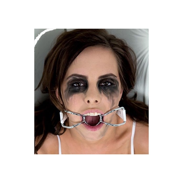 Расширитель для рта Asylum Patient Mouth Restraint with Metal Bit белого цвета - Asylum. Фотография 2.