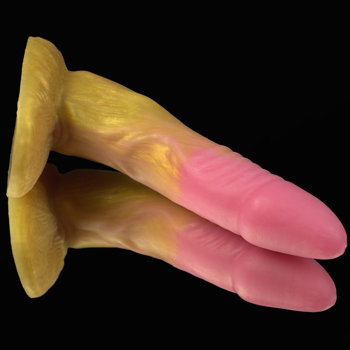 Золотистый фаллоимитатор Феникс mini - 18,5 см. Фотография 2.