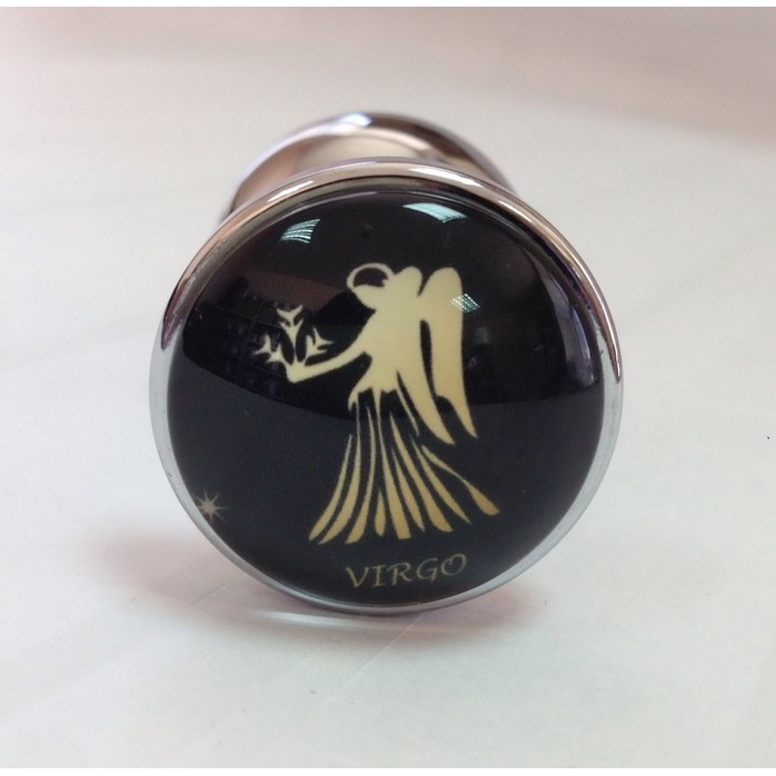 Серебристая анальная пробка со знаком зодиака - Дева. Фотография 2.