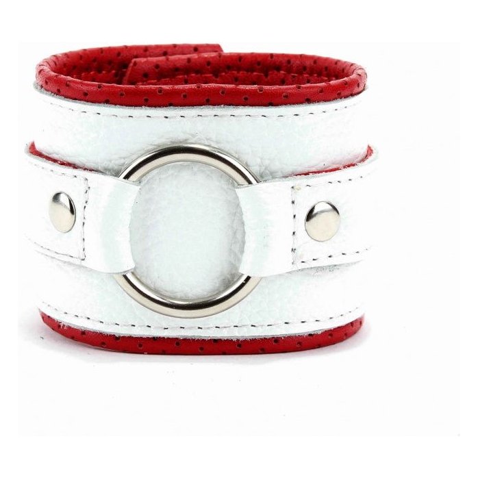 Бело-красные кожаные наручники с кольцом. Фотография 2.