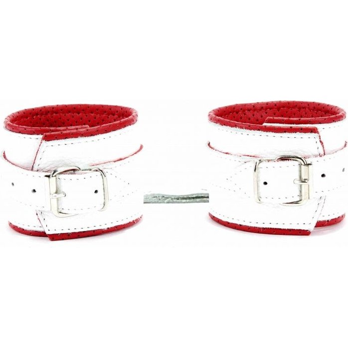 Бело-красные кожаные наручники с кольцом. Фотография 3.