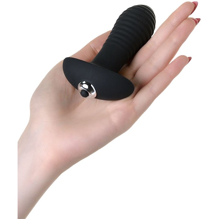 Чёрная анальная втулка S-HANDE SPIRAL с вибрацией - 10,3 см. Фотография 6.