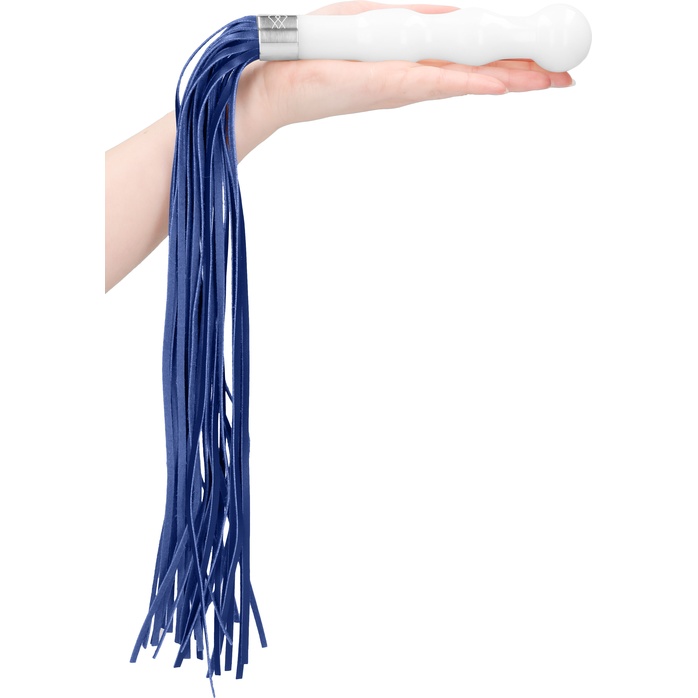 Белый анальный стимулятор-плеть Whipster с синими хвостами - Chrystalino. Фотография 3.