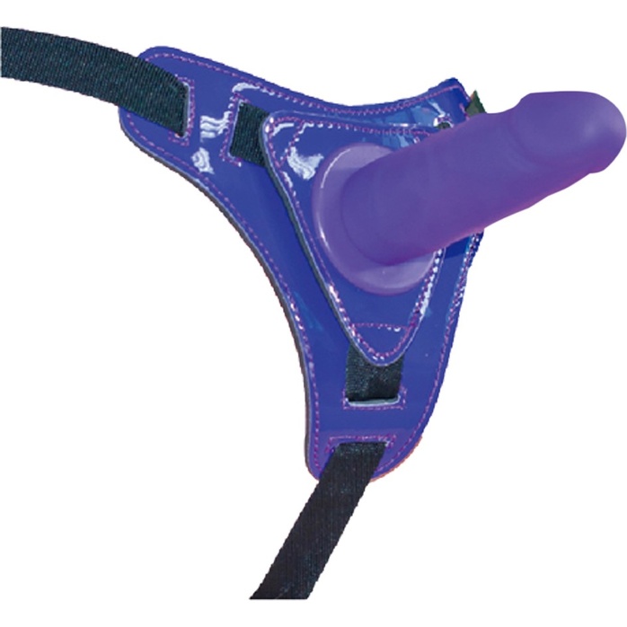 Фиолетовый страпон на лакированных трусиках - 12 см