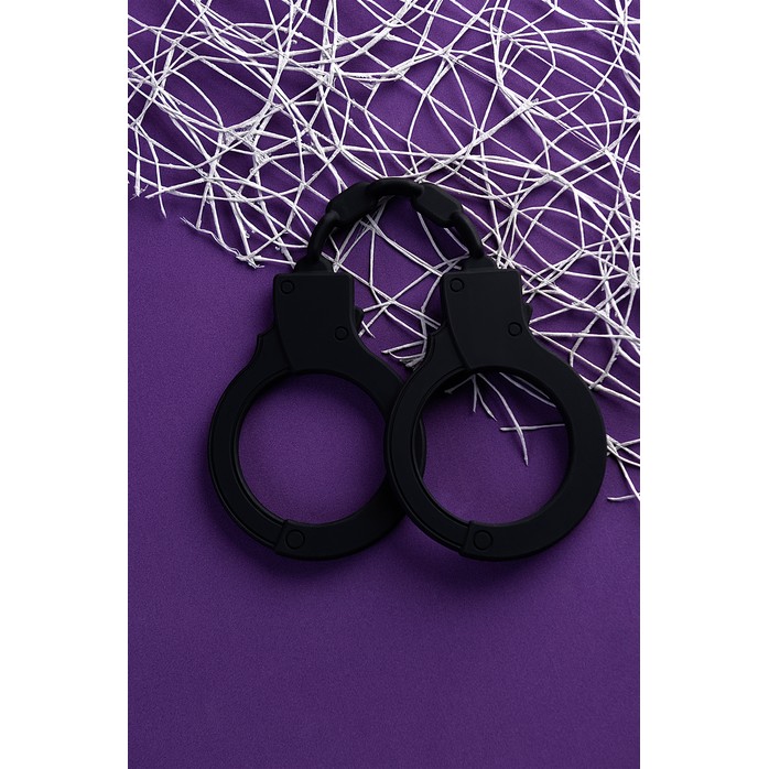 Черные силиконовые наручники A-Toys без ключа. Фотография 6.