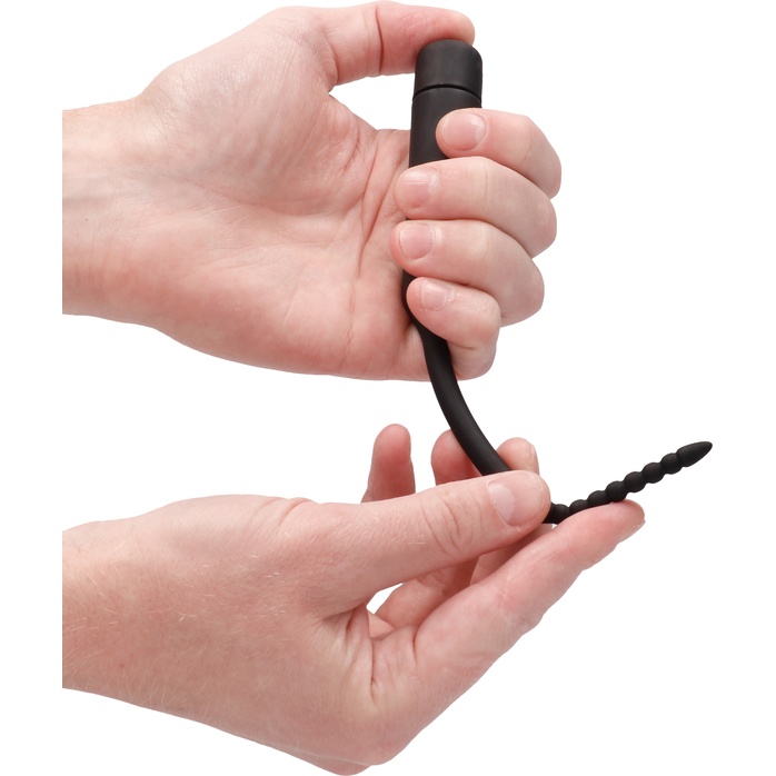 Черный стимулятор уретры с вибрацией Silicone Vibrating Bullet Plug With Beaded Tip - Ouch!. Фотография 3.