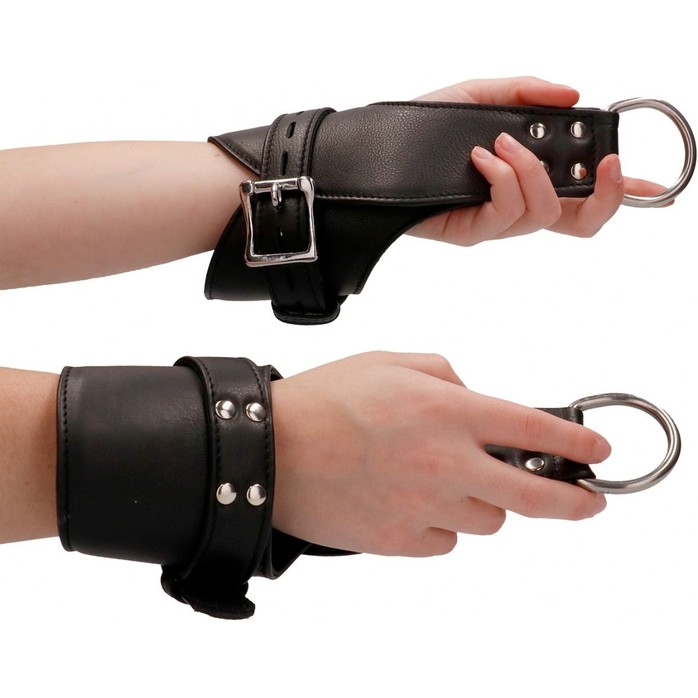 Черные наручники для подвешивания Suspension Wrist Bondage Handcuffs - Ouch!. Фотография 2.