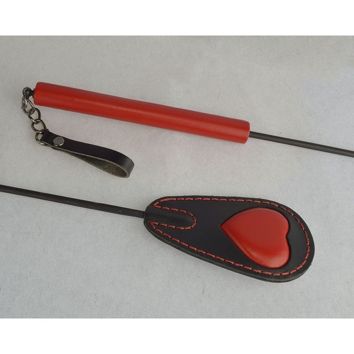 Черно-красный стек с сердцем на хлопушке - 65 см - BDSM accessories. Фотография 3.