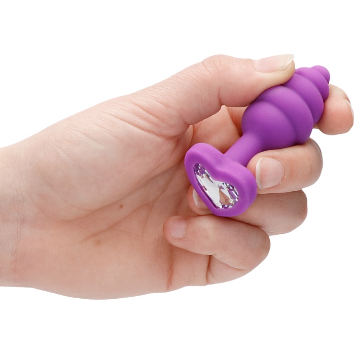 Фиолетовая анальная пробка Regular Ribbed Diamond Heart Plug - 7 см - Ouch!. Фотография 4.