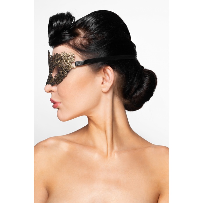 Золотистая карнавальная маска Альциона - 963-ХХ - Карнавальные маски. Фотография 2.