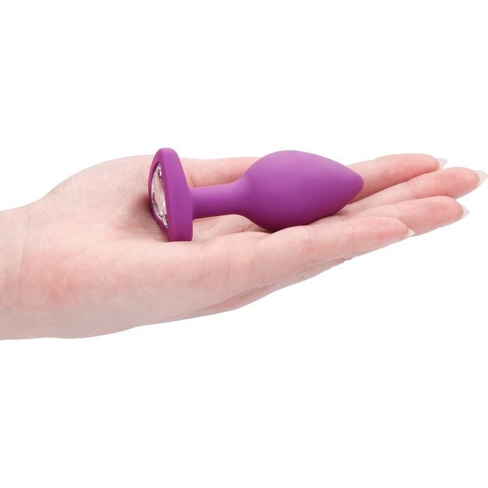 Фиолетовая анальная пробка с прозрачным стразом Diamond Heart Butt Plug - 7,3 см - Ouch!. Фотография 2.
