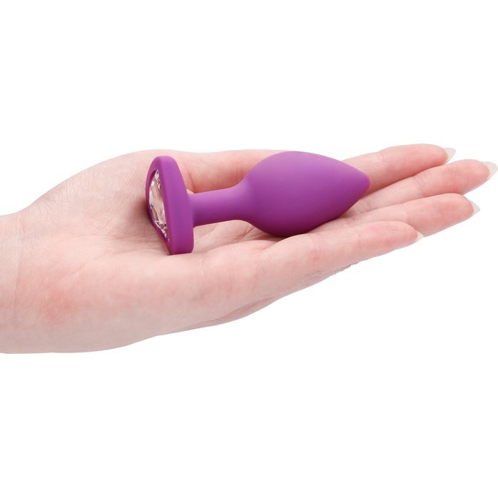 Фиолетовая анальная пробка с прозрачным стразом Large Ribbed Diamond Heart Plug - 8 см - Ouch!. Фотография 2.