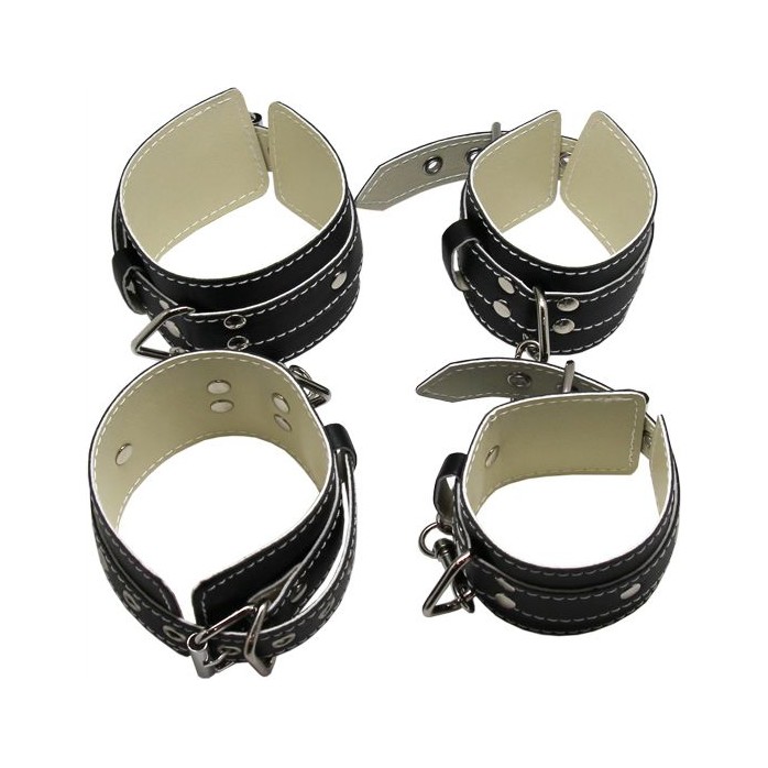 БДСМ-набор в черном цвете: наручники, поножи, ошейник с поводком, кляп. Фотография 5.
