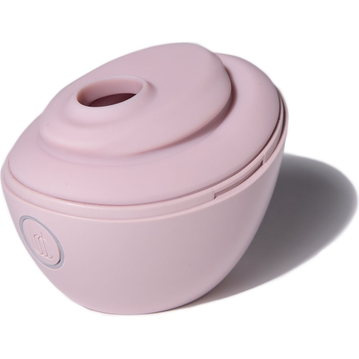 Нежно-розовый вакуумный стимулятор Baci Premium Robotic Clitoral Massager. Фотография 3.
