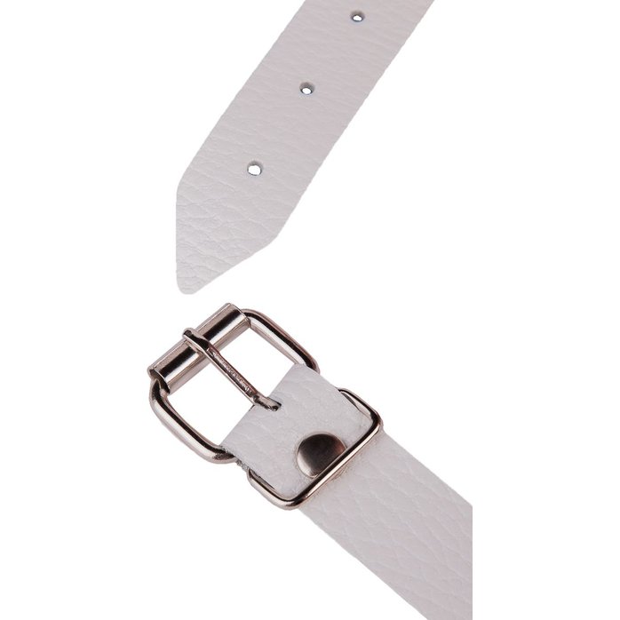 Черный кляп-шар на белых кожаных ремешках - BDSM accessories. Фотография 4.