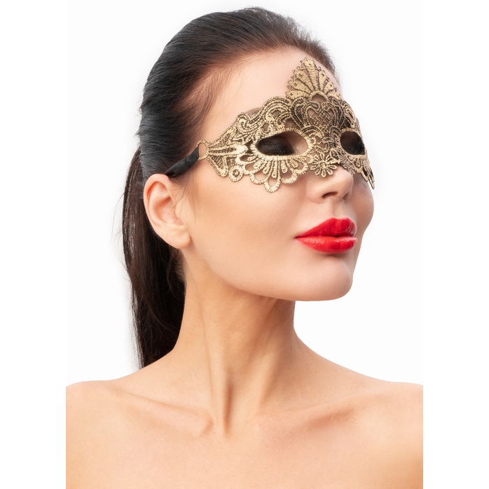 Золотистая женская карнавальная маска - 963-ХХ - Карнавальные маски. Фотография 3.