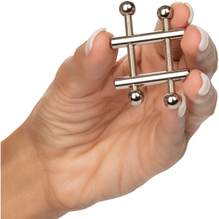Серебристые металлические зажимы для сосков Crossbar Nipple Vices - Nipple Play. Фотография 3.