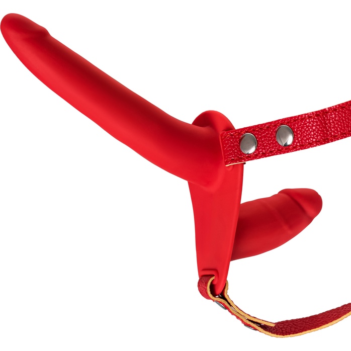 Красный страпон на ремнях с вагинальной пробкой - 15 см - Black Red. Фотография 3.