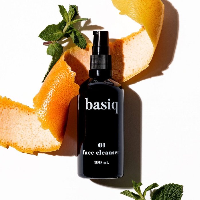 Мужской гель для умывания лица basiq Face Cleanser - 100 мл. Фотография 4.