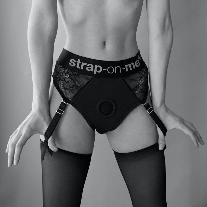 Черные трусики для насадок Diva Lingerie Harness - size S. Фотография 9.