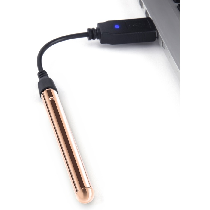Золотистый вибростимулятор-кулон на цепочке Necklace Rechargeable Vibrator. Фотография 8.
