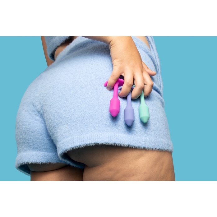 Сиреневая анальная пробка для ношения Snug Plug 1 - 9,6 см. Фотография 10.