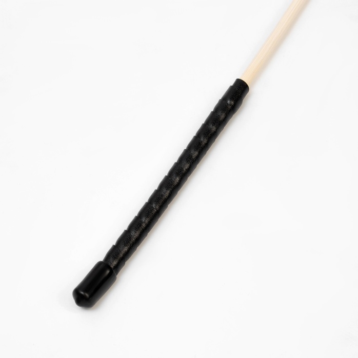 Деревянный стек с черной ручкой - 60 см - Оки-Чпоки. Фотография 2.