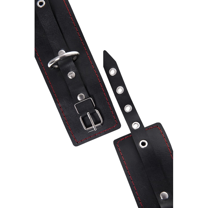 Черные кожаные однослойные наручники с контрастной строчкой. Фотография 8.