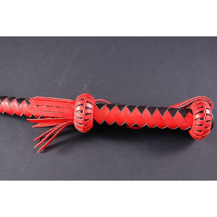 Кнут Поддай жару-1 из кожи - 75 см. Фотография 3.