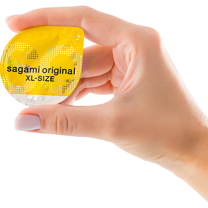 Презервативы увеличенного размера Sagami Original 0.02 XL-size - 12 шт. Фотография 3.