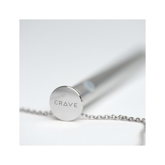 Стильный вибратор-кулон на серебристой цепочке Crave Vesper. Фотография 3.