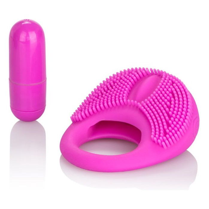 Розовое эрекционное кольцо с щеточкой и вибрацией Silicone Intimacy Enhancer - Couples Enhancers. Фотография 2.