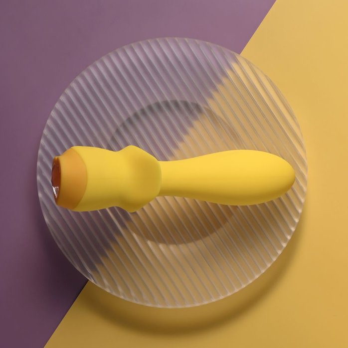 Желтая анальная вибропробка Mellow Yellow - 13,5 см. Фотография 10.