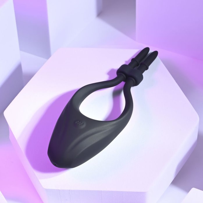 Черное эрекционное вибролассо Perfect Fit. Фотография 8.