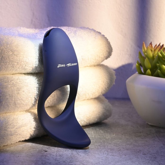 Синее эрекционное виброкольцо Cup ’Em. Фотография 8.