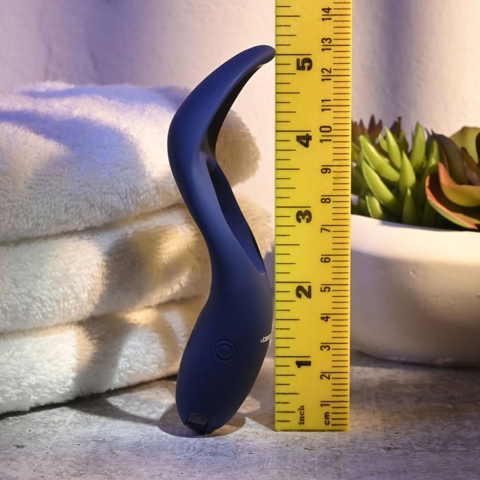 Синее эрекционное виброкольцо Cup ’Em. Фотография 10.