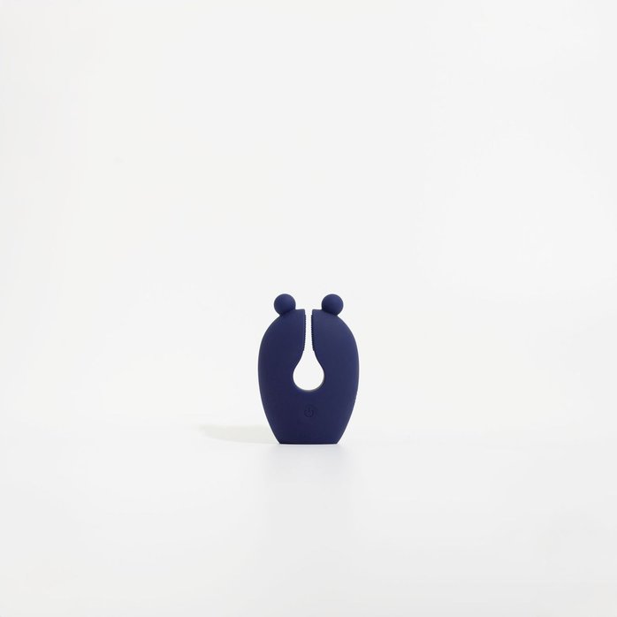 Синий клиторальный вибростимулятор Eden. Фотография 3.