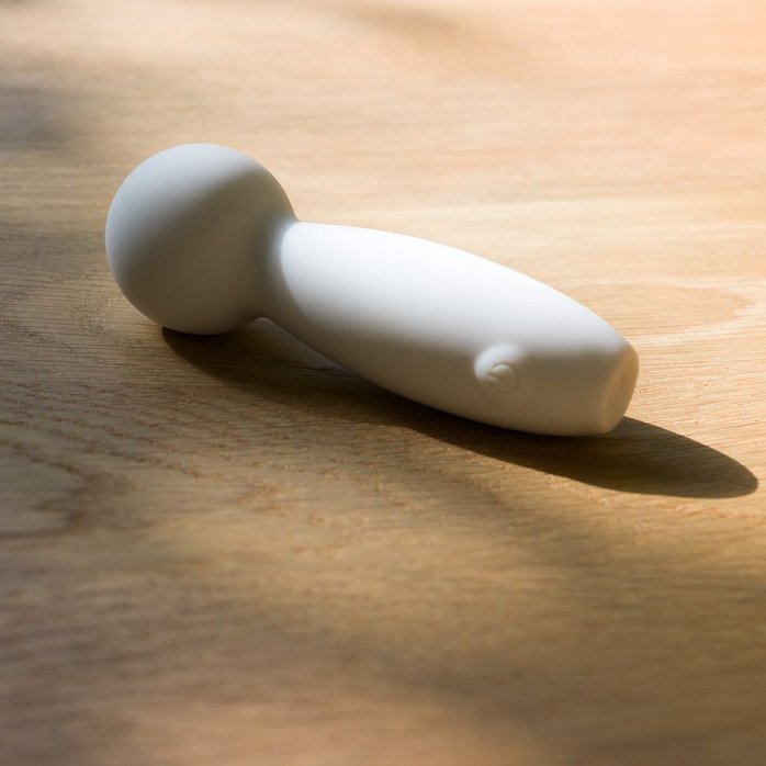 Серый мини-вибромассажёр Harmony. Фотография 12.