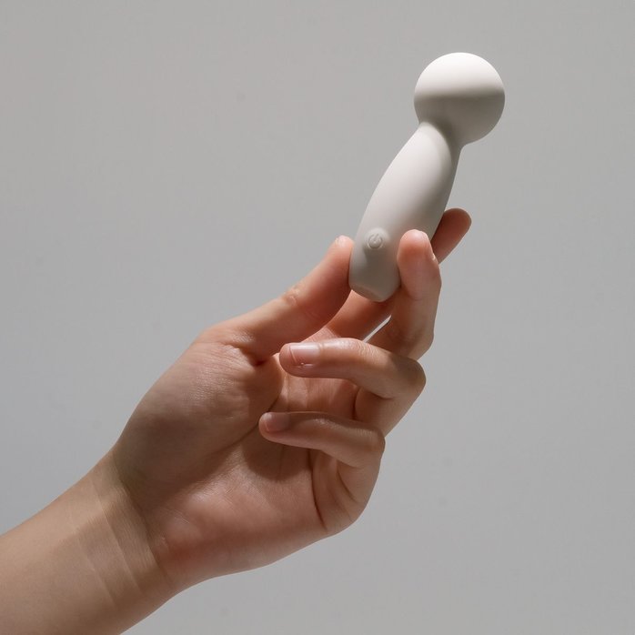 Серый мини-вибромассажёр Harmony. Фотография 5.