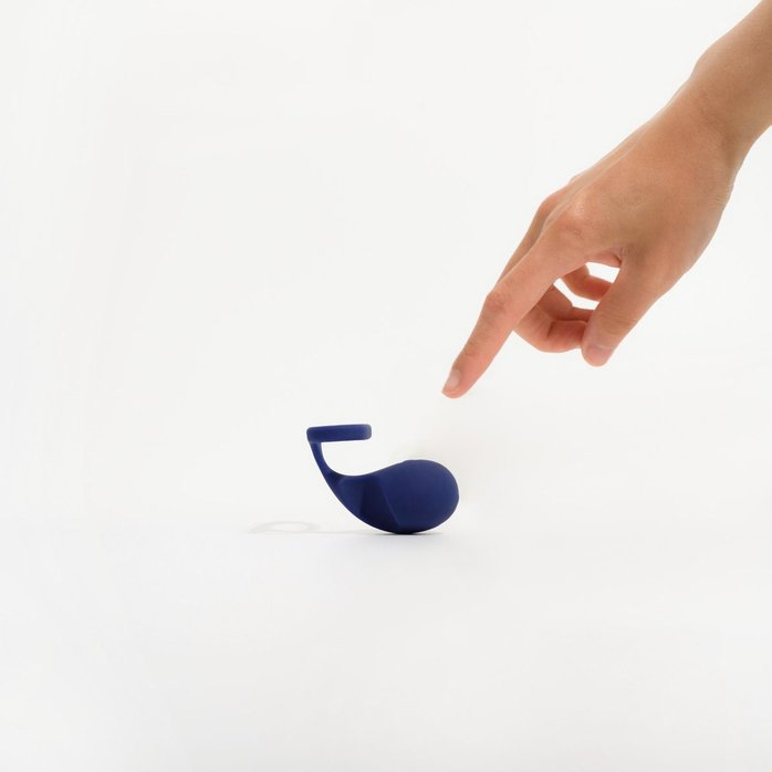 Синий вибростимулятор на пальцы Lunar. Фотография 4.