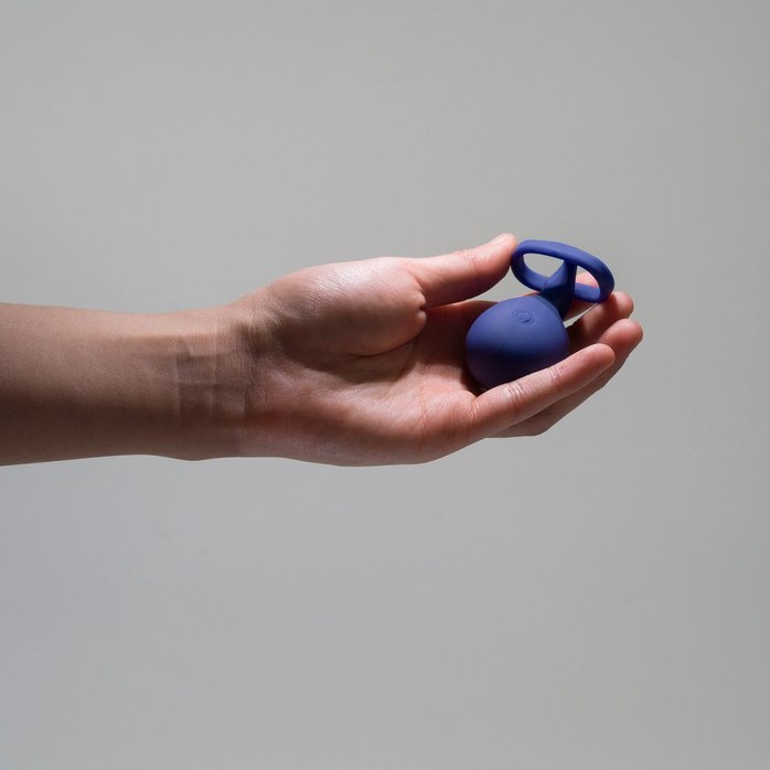 Синий вибростимулятор на пальцы Lunar. Фотография 5.