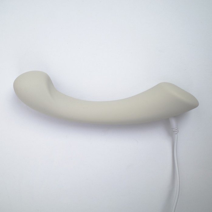 Серый вибростимулятор точки G Mirage - 17,8 см. Фотография 4.