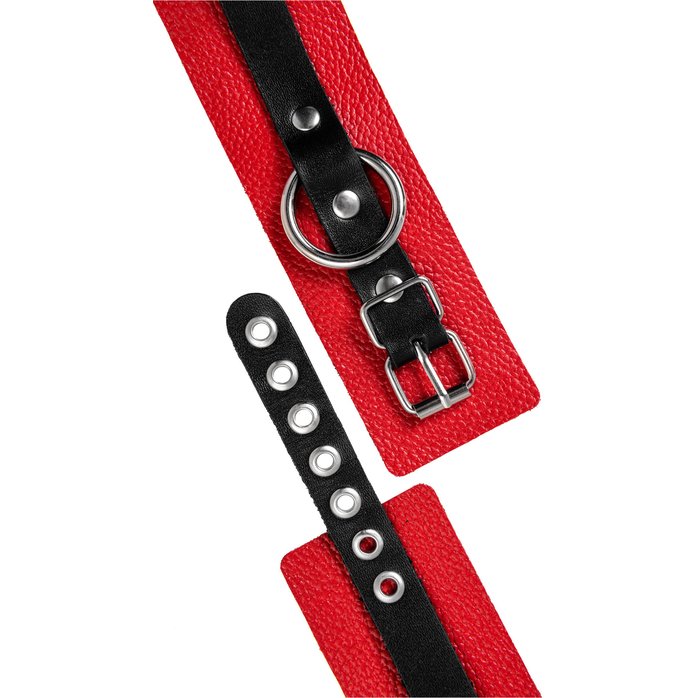 Красно-черные мягкие оковы с одним ремешком и люверсами. Фотография 7.