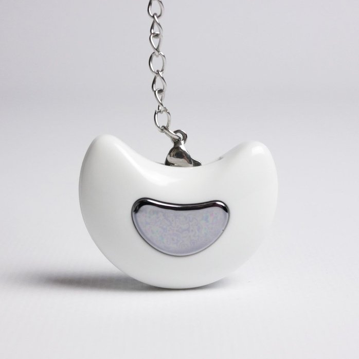 Белое эрекционное виброкольцо с пультом ДУ. Фотография 7.