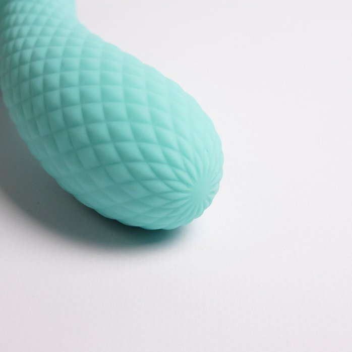 Бирюзовый вибромассажёр с деликатными токами. Фотография 3.